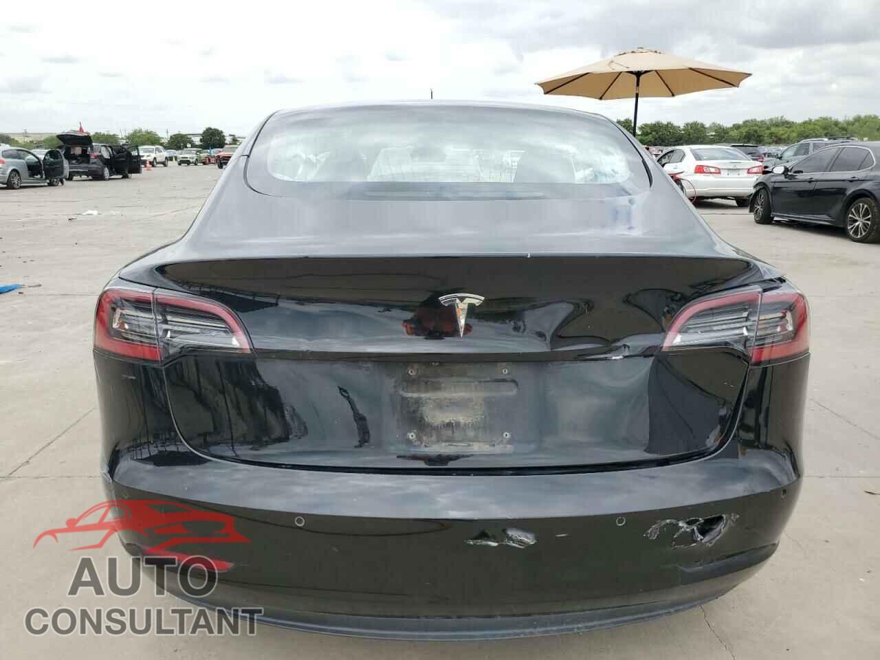 TESLA MODEL 3 2018 - 5YJ3E1EA1JF157335