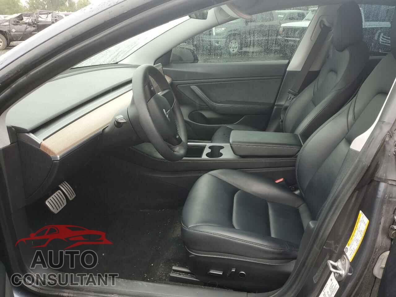 TESLA MODEL 3 2021 - 5YJ3E1EC1MF925983