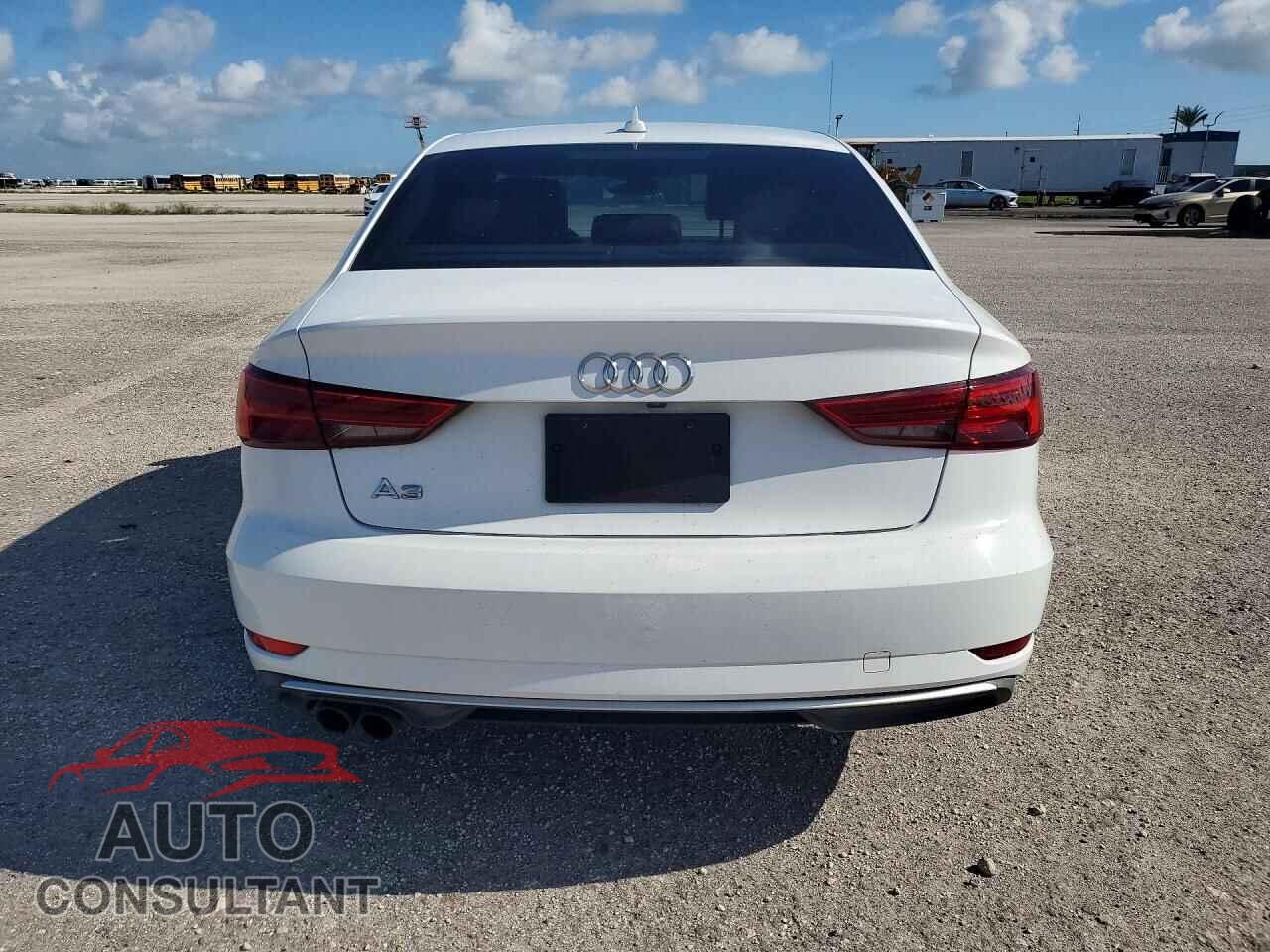 AUDI A3 2017 - WAUAUGFF8H1027091