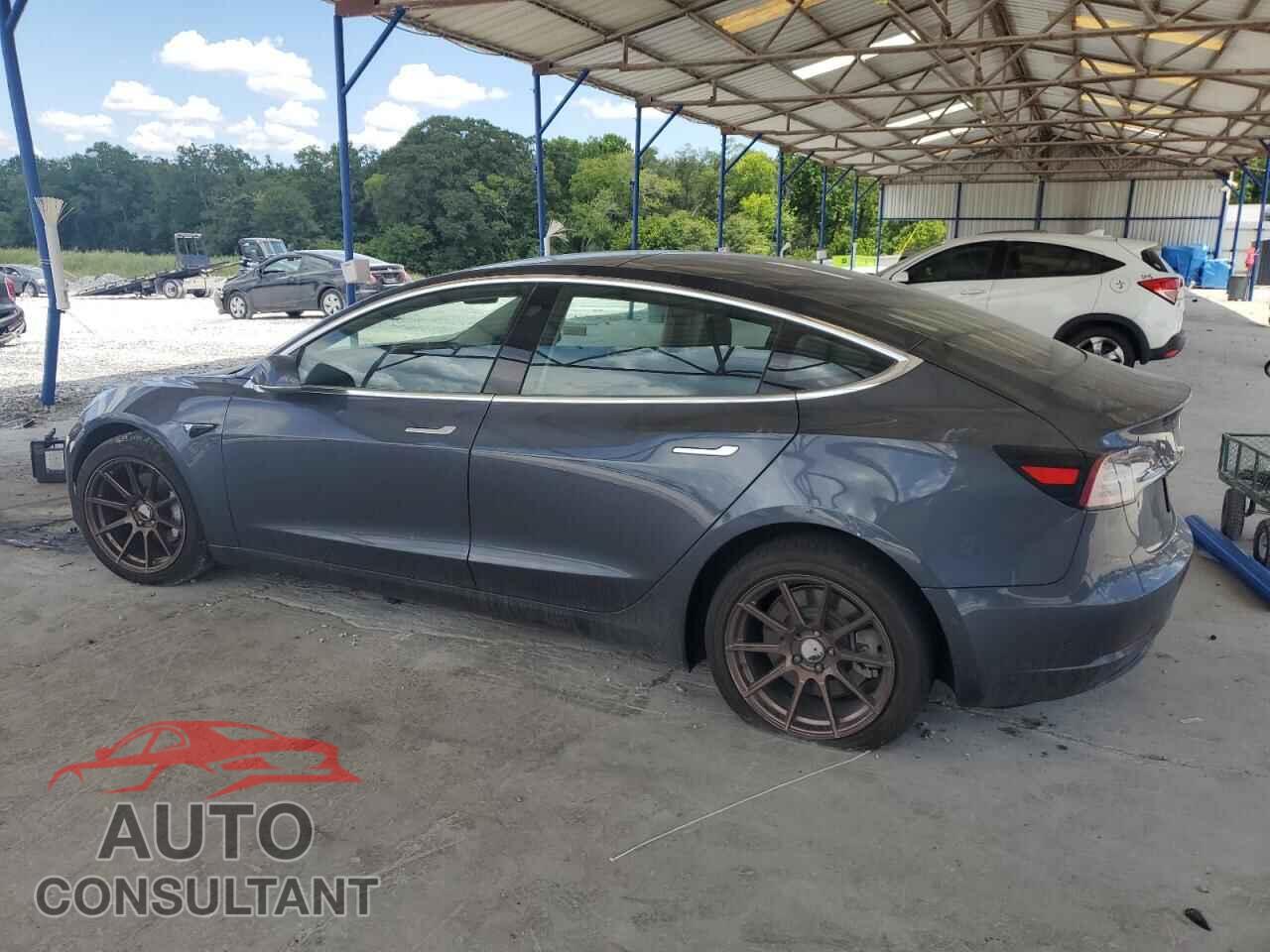 TESLA MODEL 3 2019 - 5YJ3E1EB4KF209986