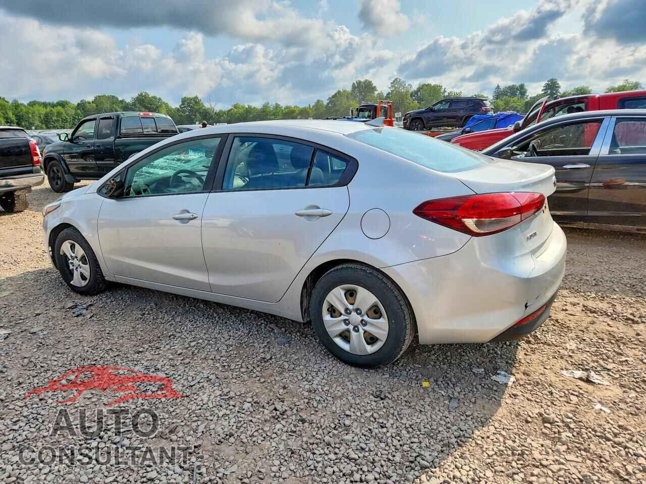 KIA FORTE 2017 - 3KPFK4A70HE097517