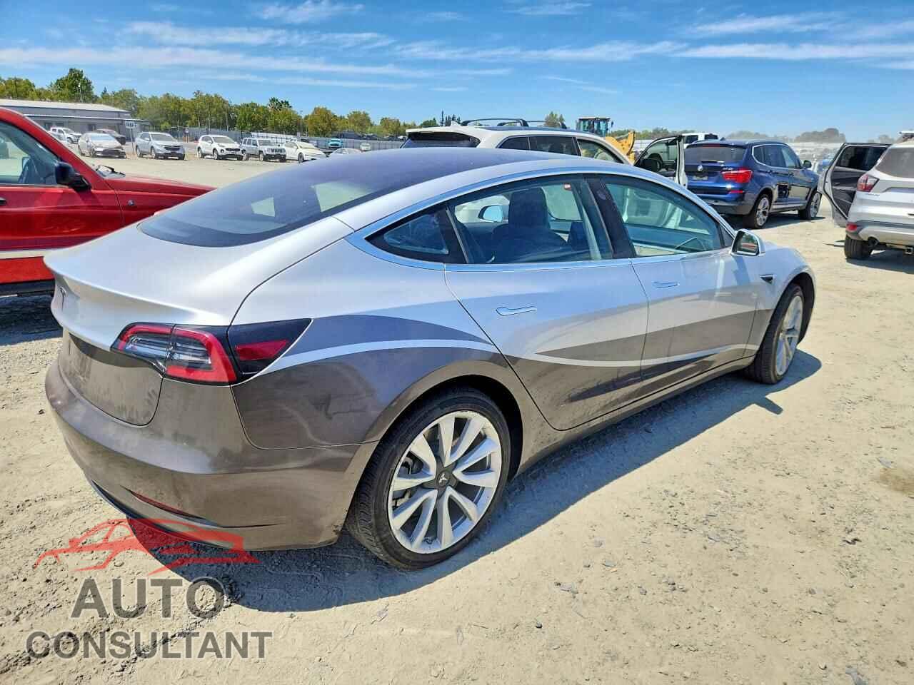 TESLA MODEL 3 2017 - 5YJ3E1EA0HF001829