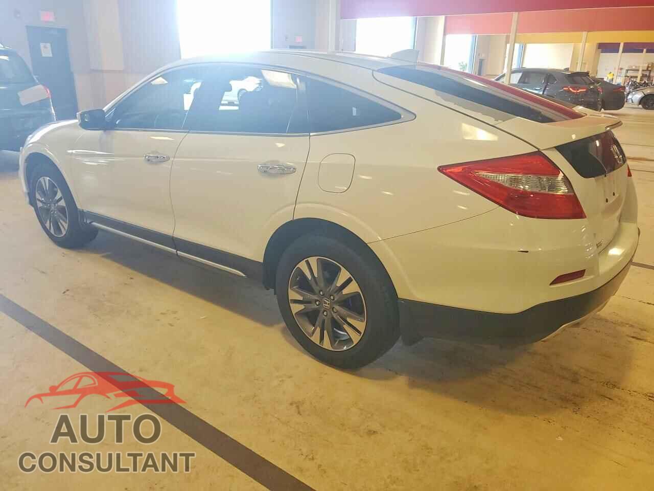 HONDA CROSSTOUR 2015 - 5J6TF2H54FL004321