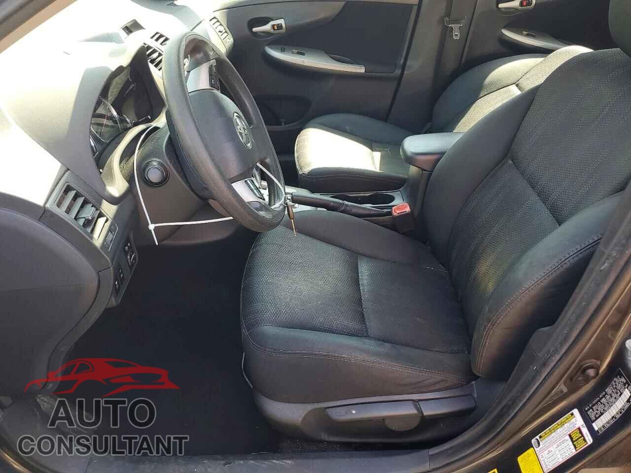TOYOTA COROLLA 2013 - 2T1BU4EEXDC107593