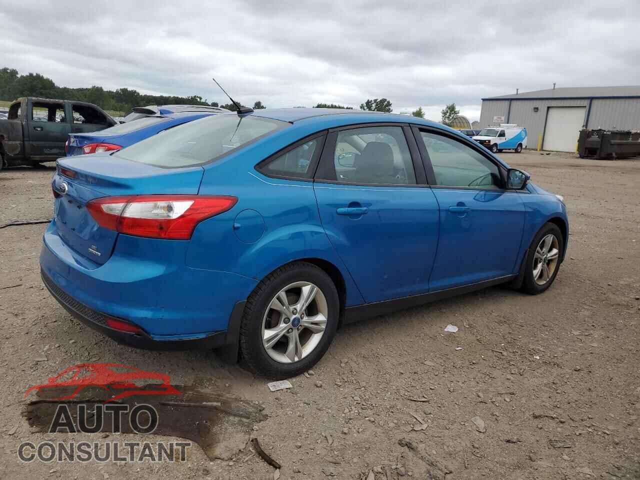 FORD FOCUS 2013 - 1FADP3F2XDL123046