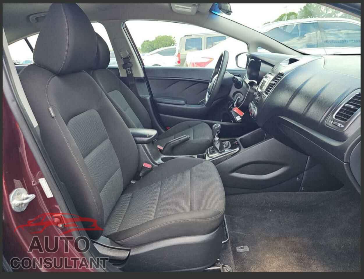 KIA FORTE 2017 - 3KPFK4A78HE065009