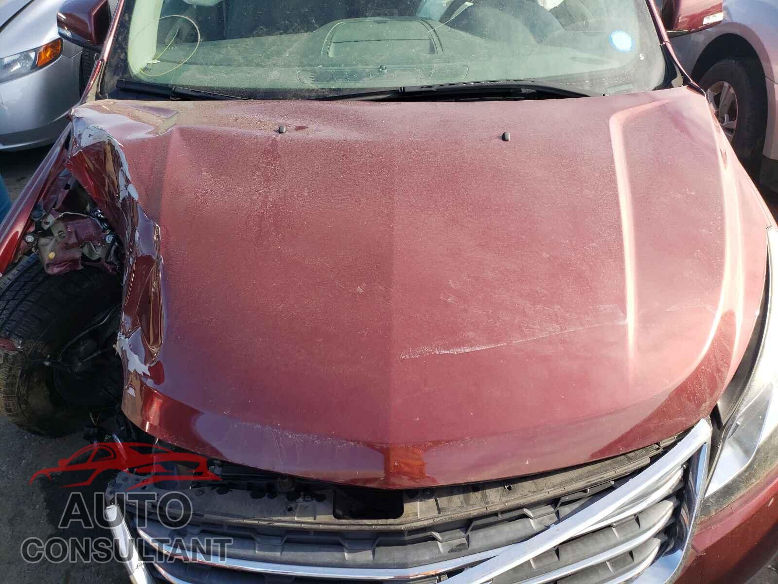 CHEVROLET TRAVERSE 2017 - 1GNKRGKD0HJ195036