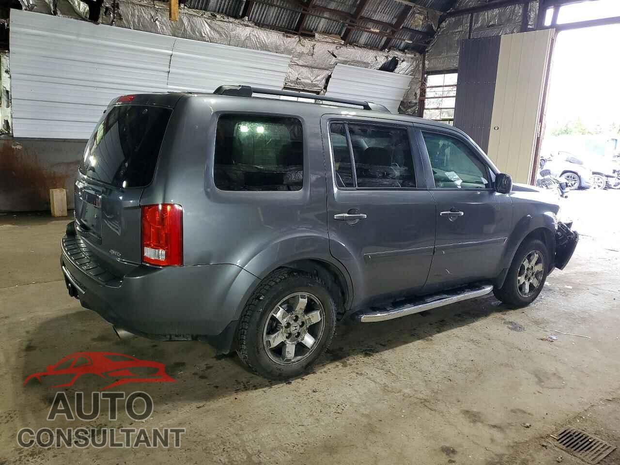 HONDA PILOT 2012 - 5FNYF4H50CB032364