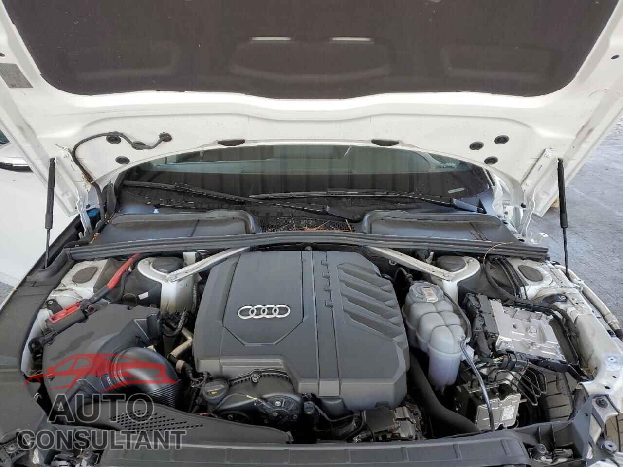 AUDI A4 2023 - WAUDAAF4XPN023861