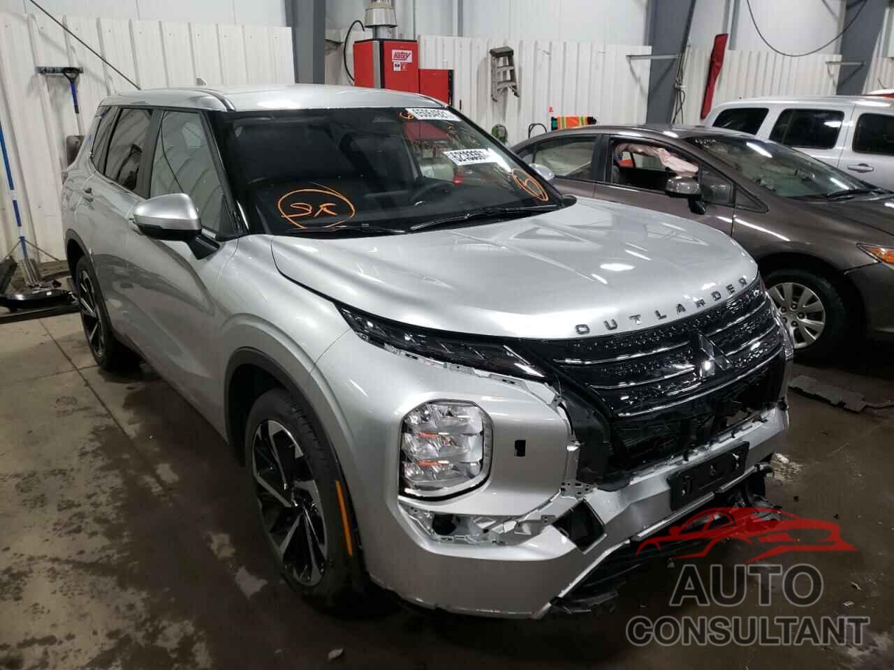 MITSUBISHI OUTLANDER 2022 - JA4J4TA85NZ015900