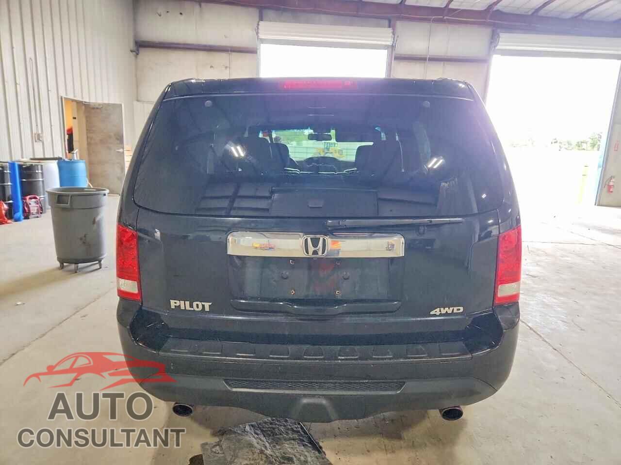 HONDA PILOT 2012 - 5FNYF4H73CB005323