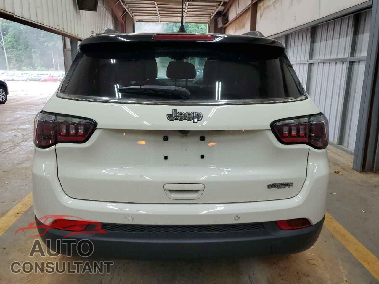 JEEP COMPASS 2018 - 3C4NJCBB6JT293149