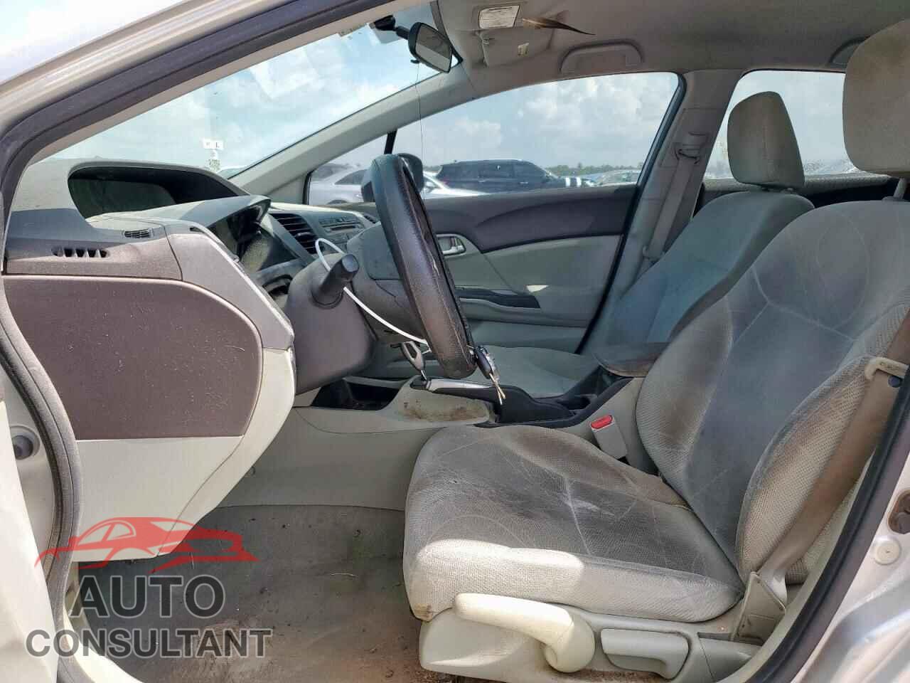 HONDA CIVIC 2012 - 2HGFB2F50CH327745