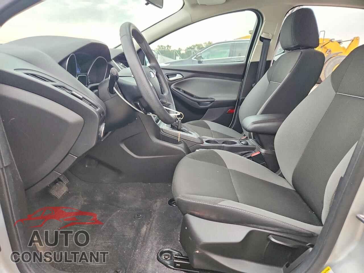 FORD FOCUS 2012 - 1FAHP3F27CL451606