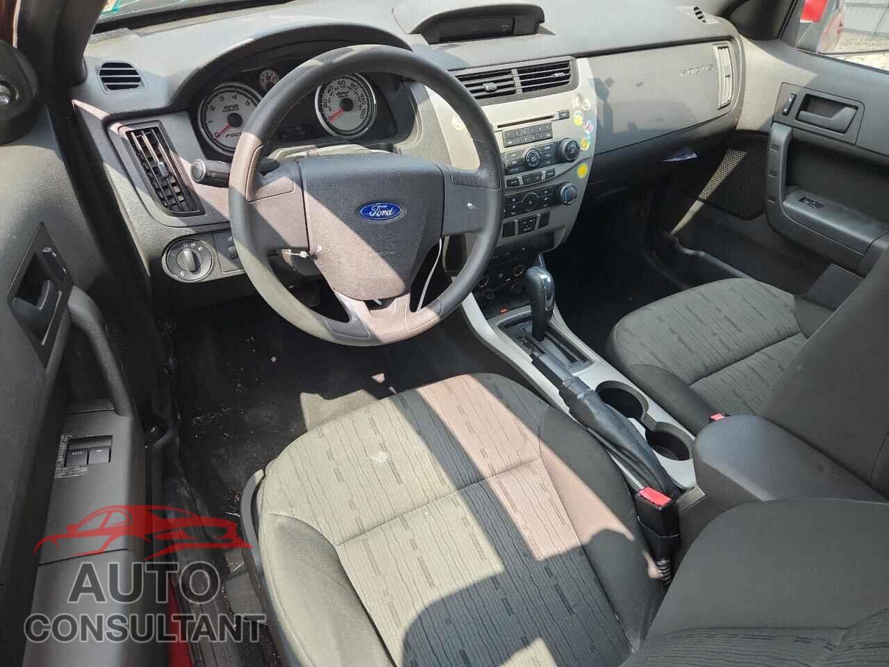 FORD FOCUS 2009 - 1FAHP32N89W211892