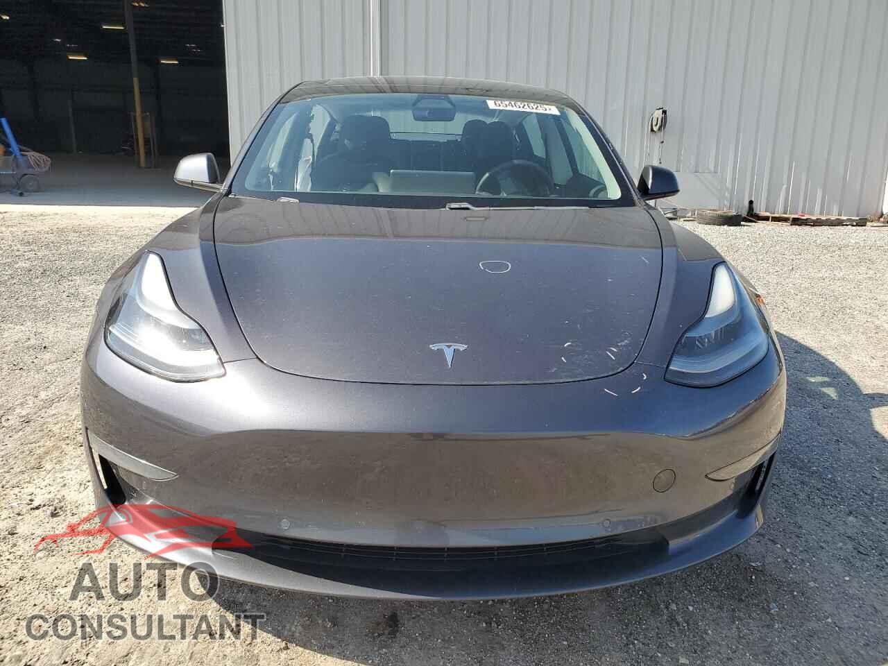 TESLA MODEL 3 2021 - 5YJ3E1EA3MF992454