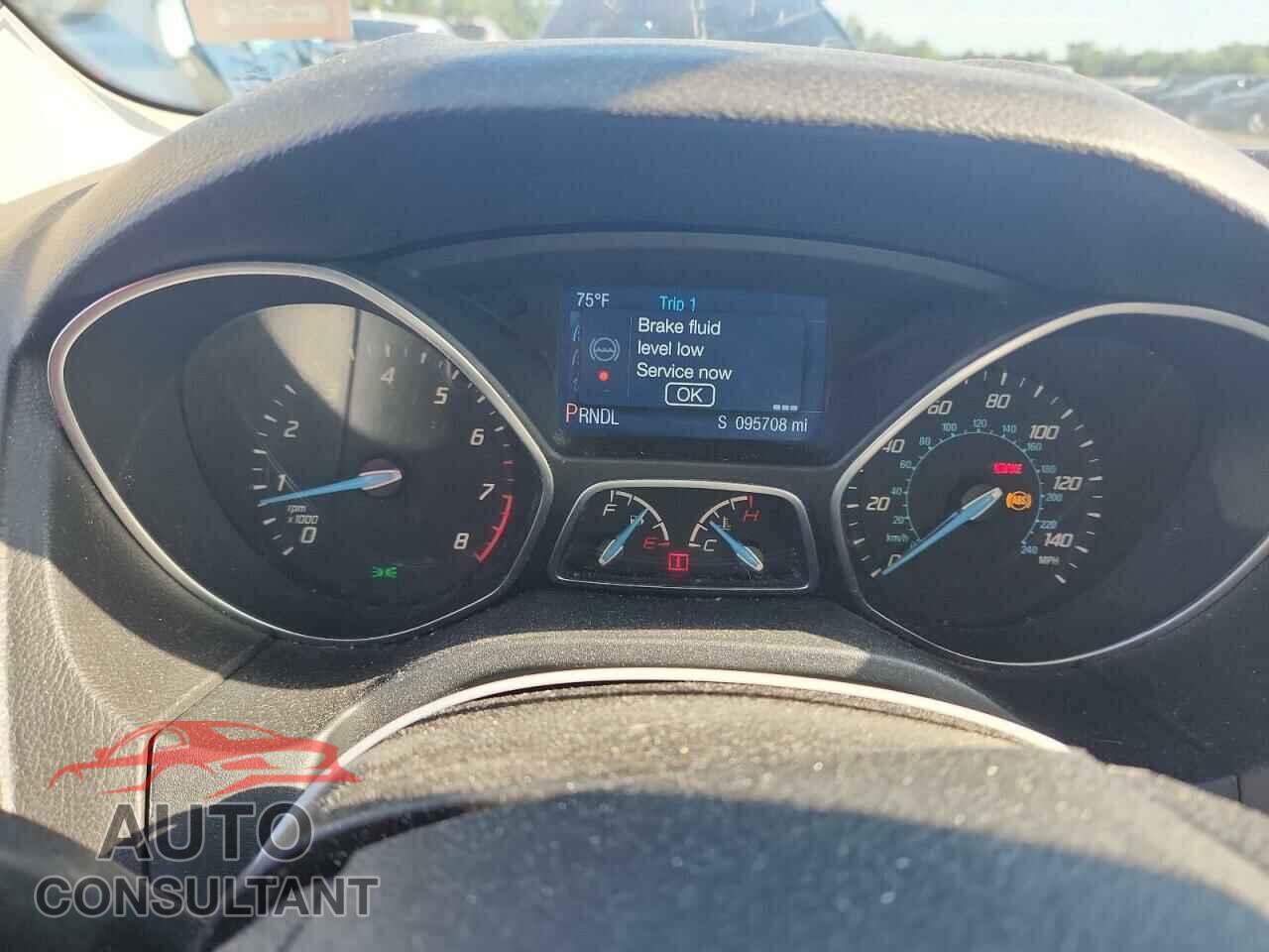 FORD FOCUS 2014 - 1FADP3F26EL401927