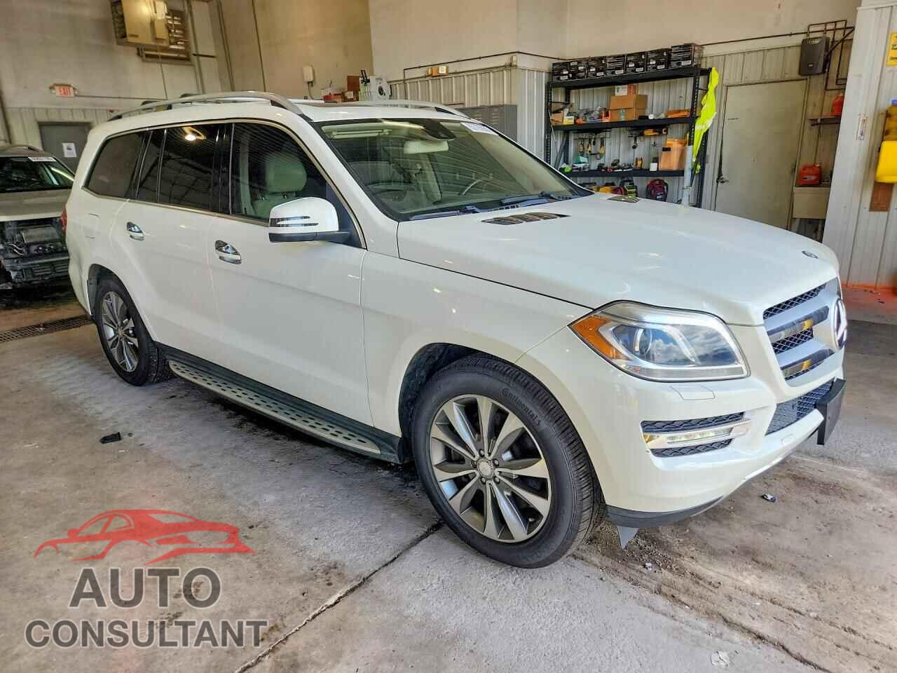 MERCEDES-BENZ GL-CLASS 2013 - 4JGDF7CE4DA162340