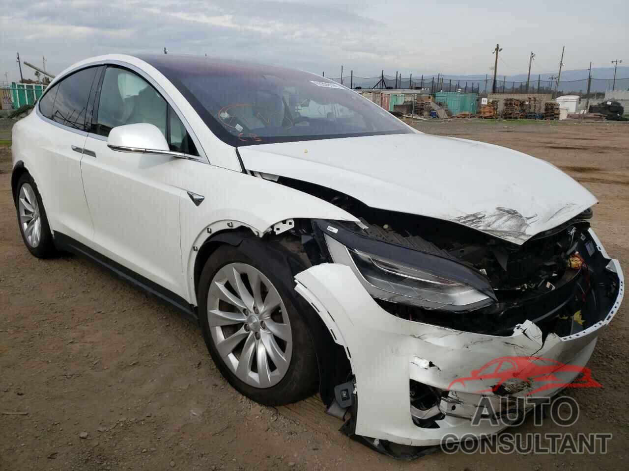 TESLA MODEL X 2017 - 5YJXCAE21HF076720