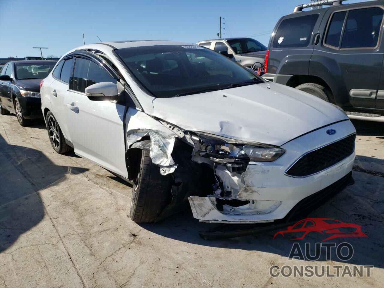 FORD FOCUS 2017 - 1FADP3H22HL317251