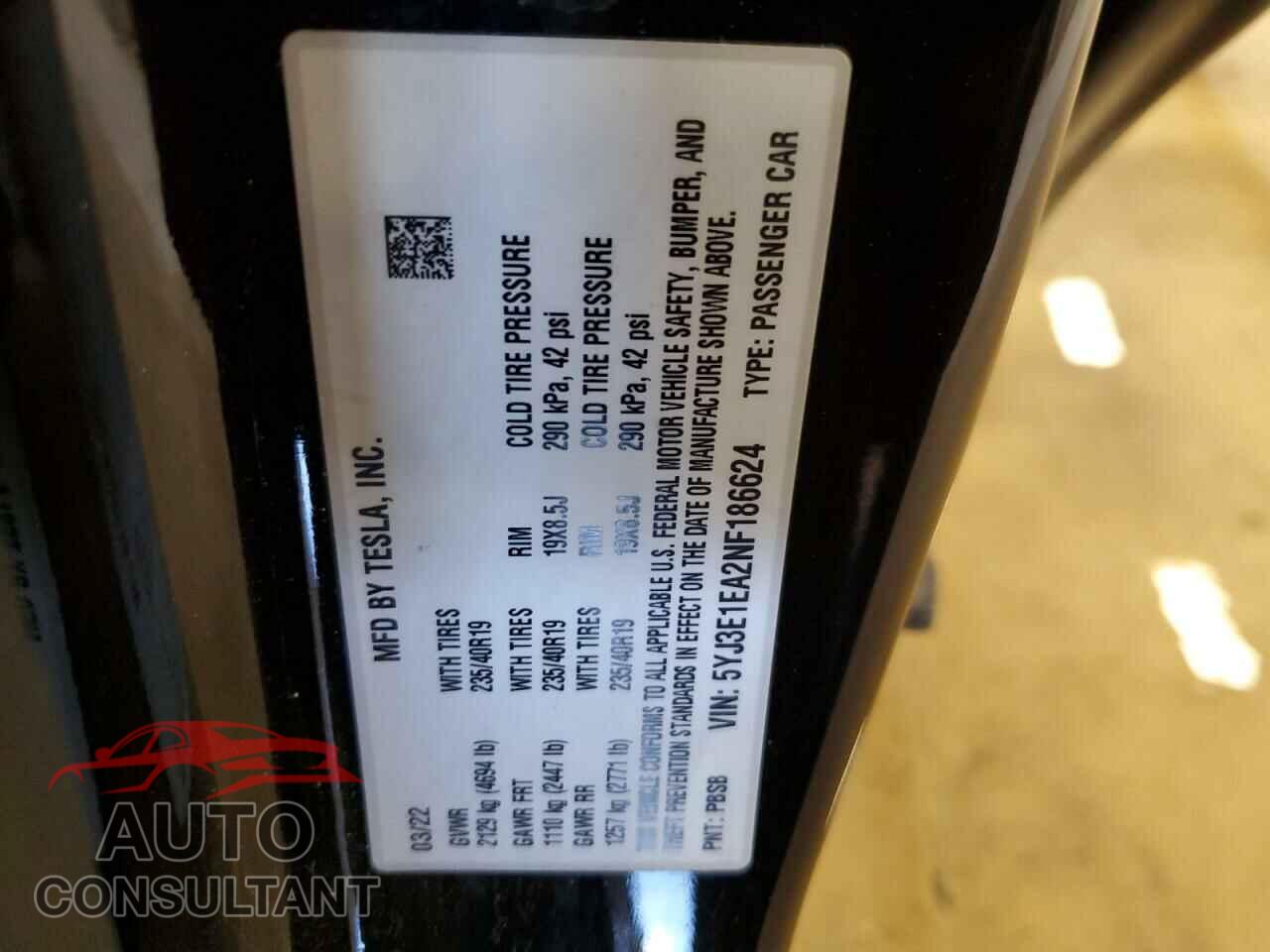 TESLA MODEL 3 2022 - 5YJ3E1EA2NF186624