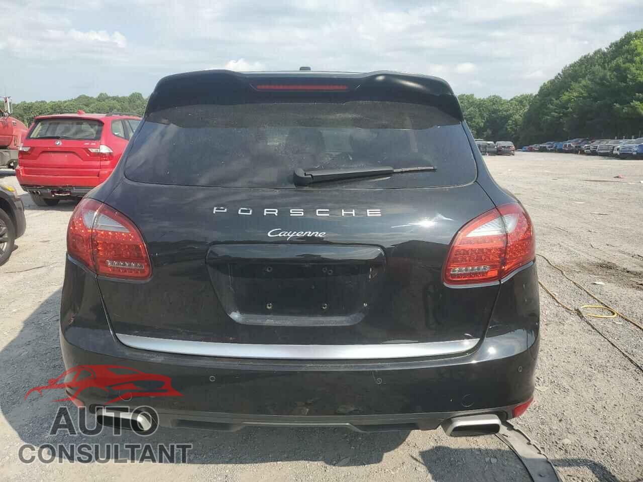 PORSCHE CAYENNE 2012 - WP1AA2A21CLA01611