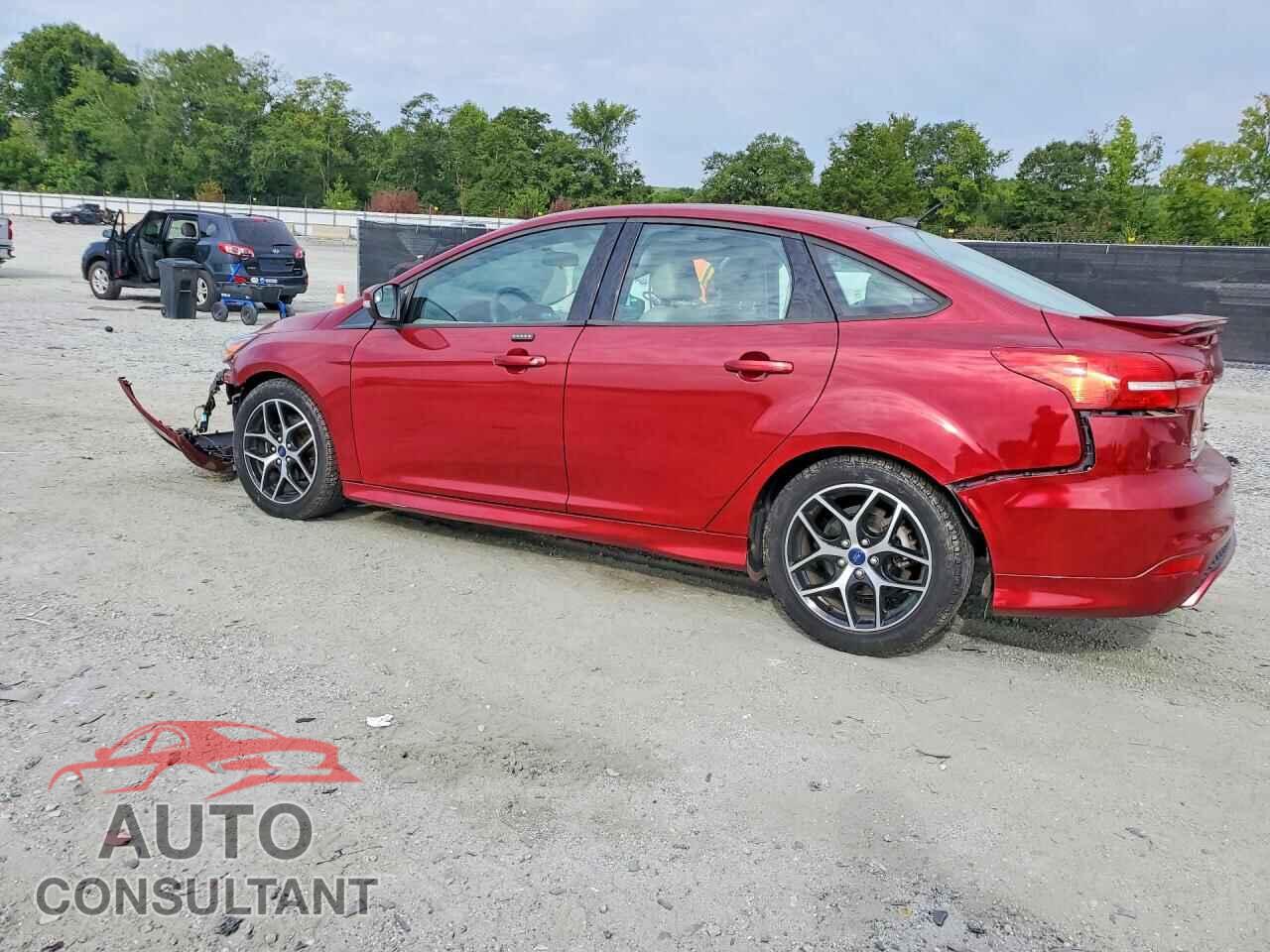 FORD FOCUS 2015 - 1FADP3F2XFL238331