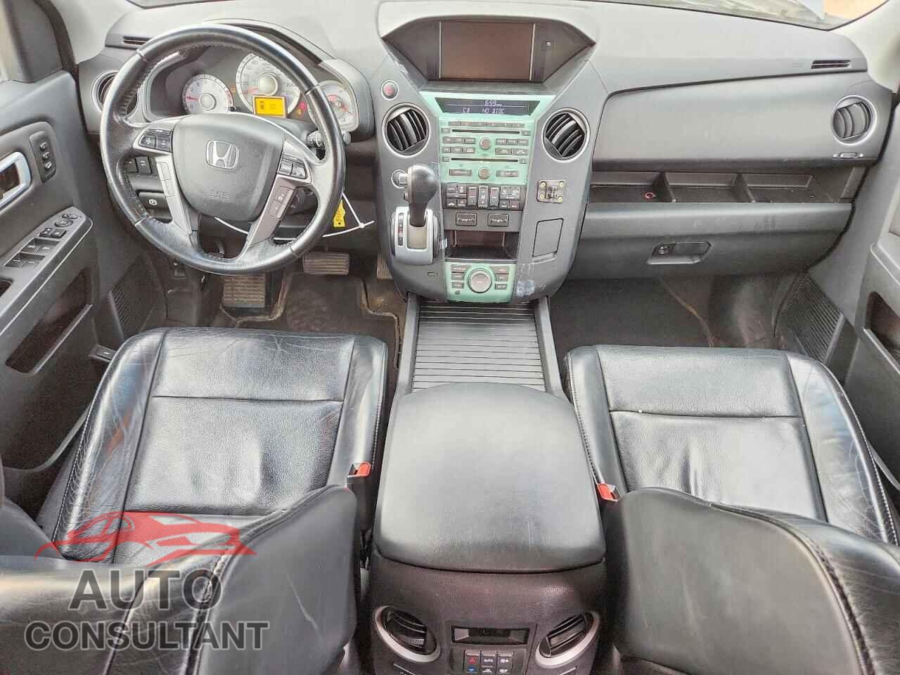 HONDA PILOT 2011 - 5FNYF4H99BB504272