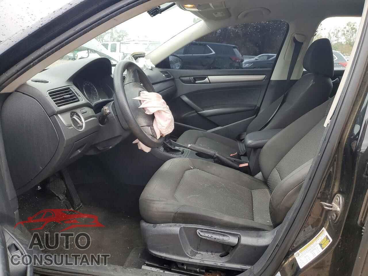 VOLKSWAGEN PASSAT 2012 - 1VWAP7A37CC073206