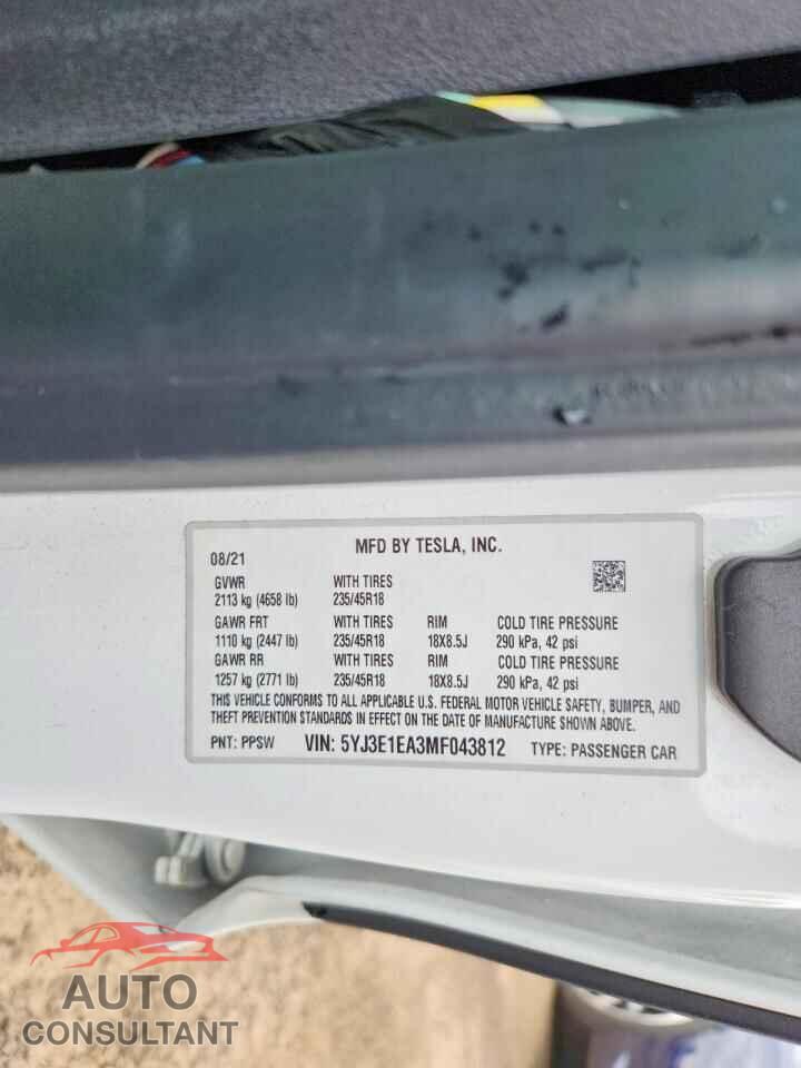 TESLA MODEL 3 2021 - 5YJ3E1EA3MF043812