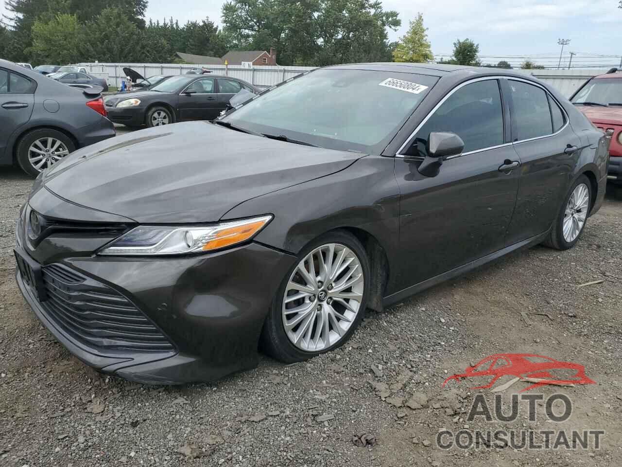 TOYOTA CAMRY 2018 - 4T1B11HK4JU504946