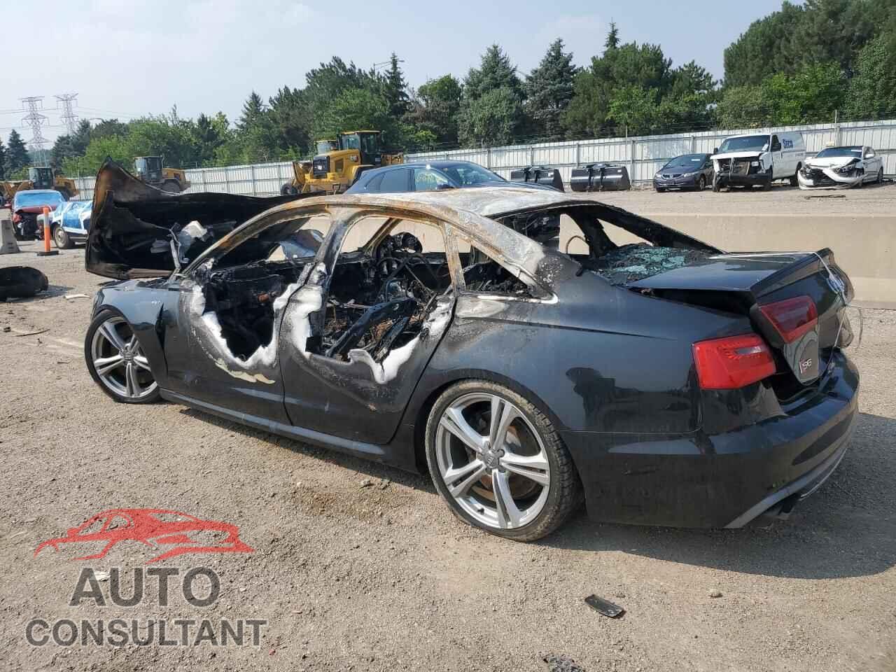 AUDI S6/RS6 2013 - WAUJ2AFC1DN139680