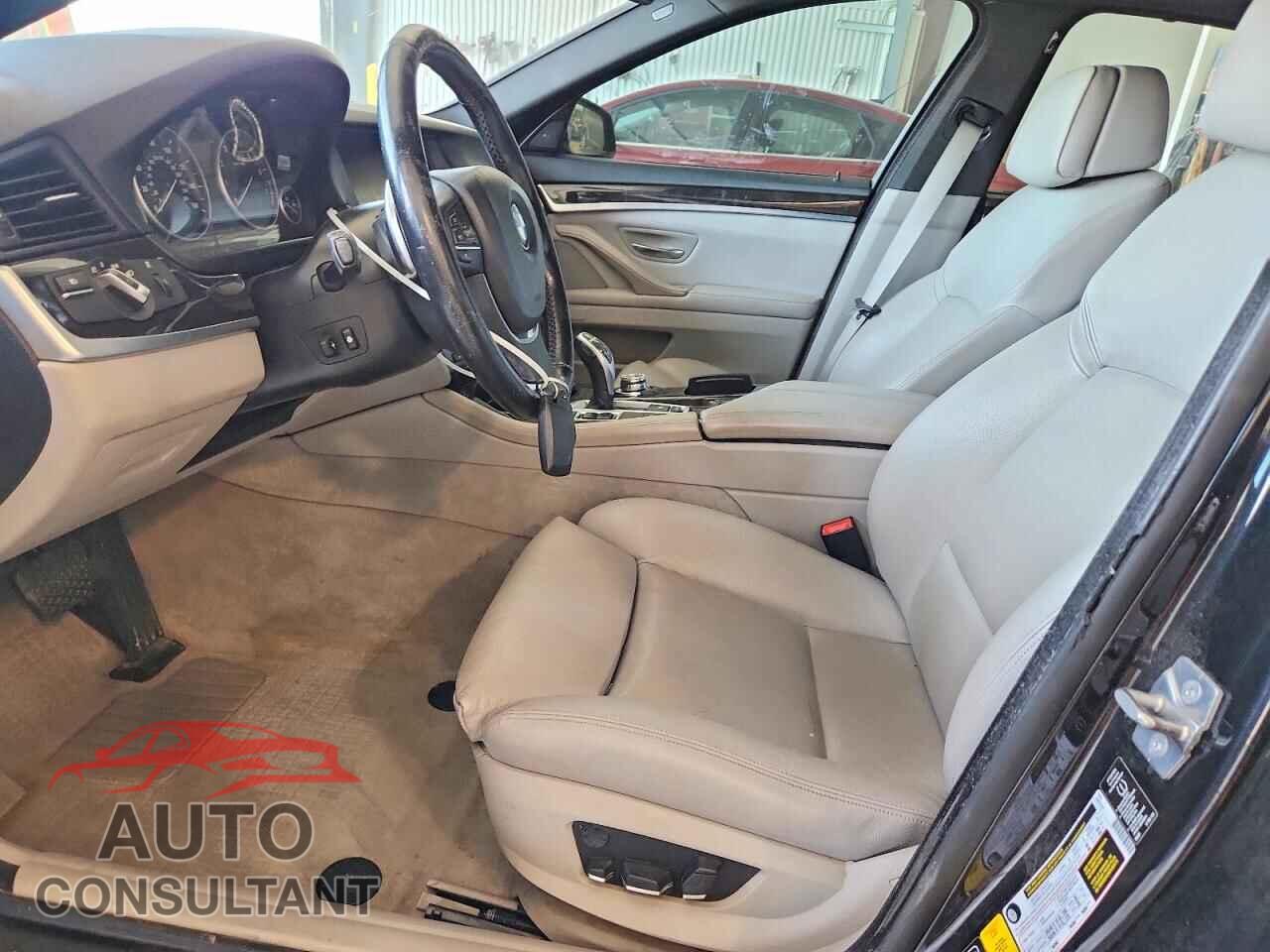 BMW 5 SERIES 2012 - WBAFU7C51CDU63189