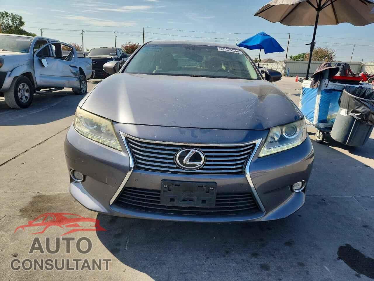 LEXUS ES350 2015 - JTHBK1GG4F2155643