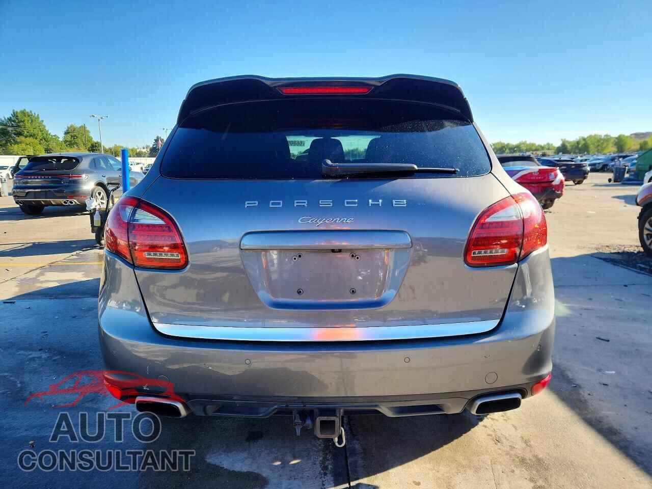 PORSCHE CAYENNE 2012 - WP1AA2A25CLA12644