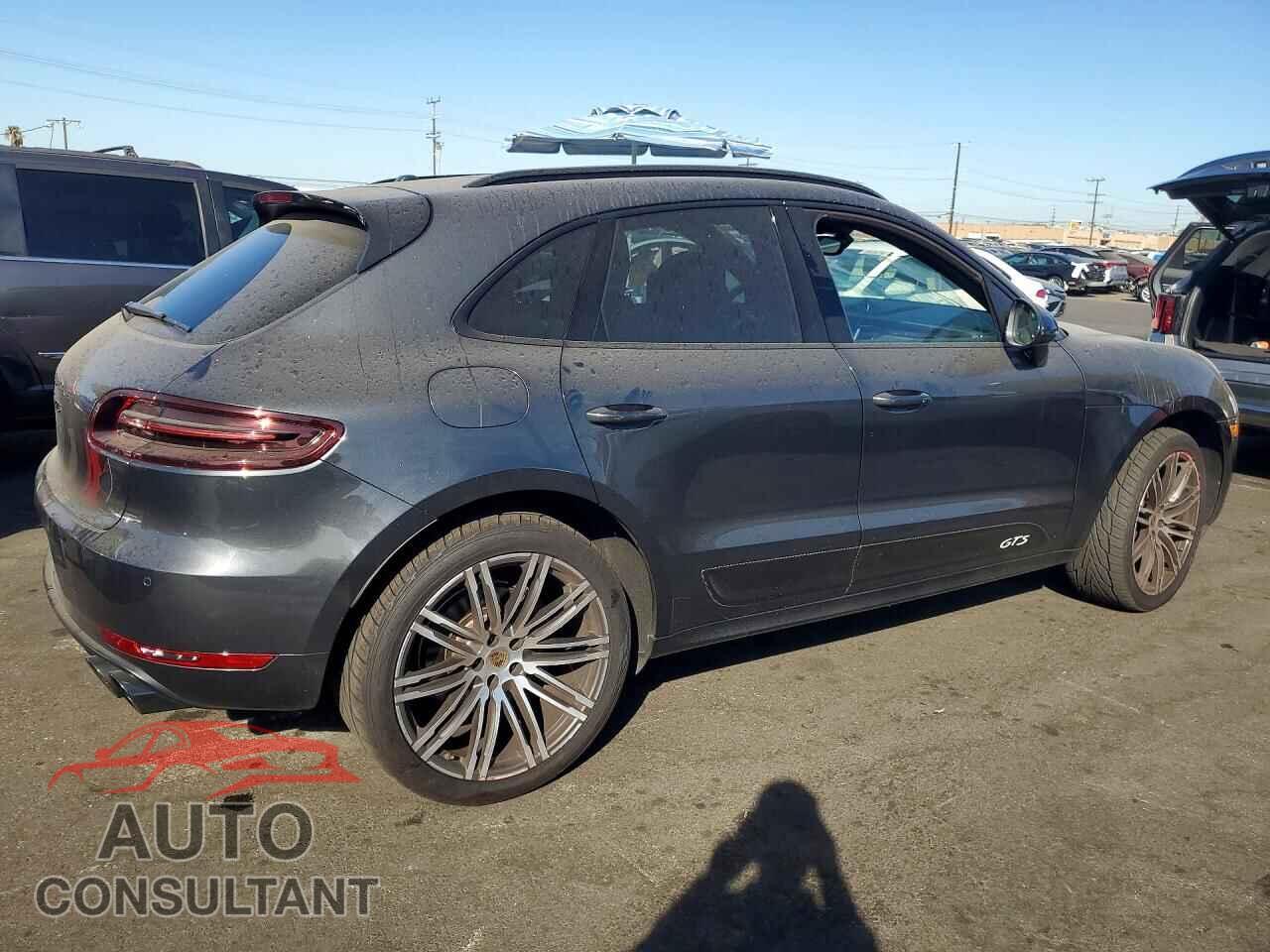 PORSCHE MACAN 2018 - WP1AG2A57JLB61241