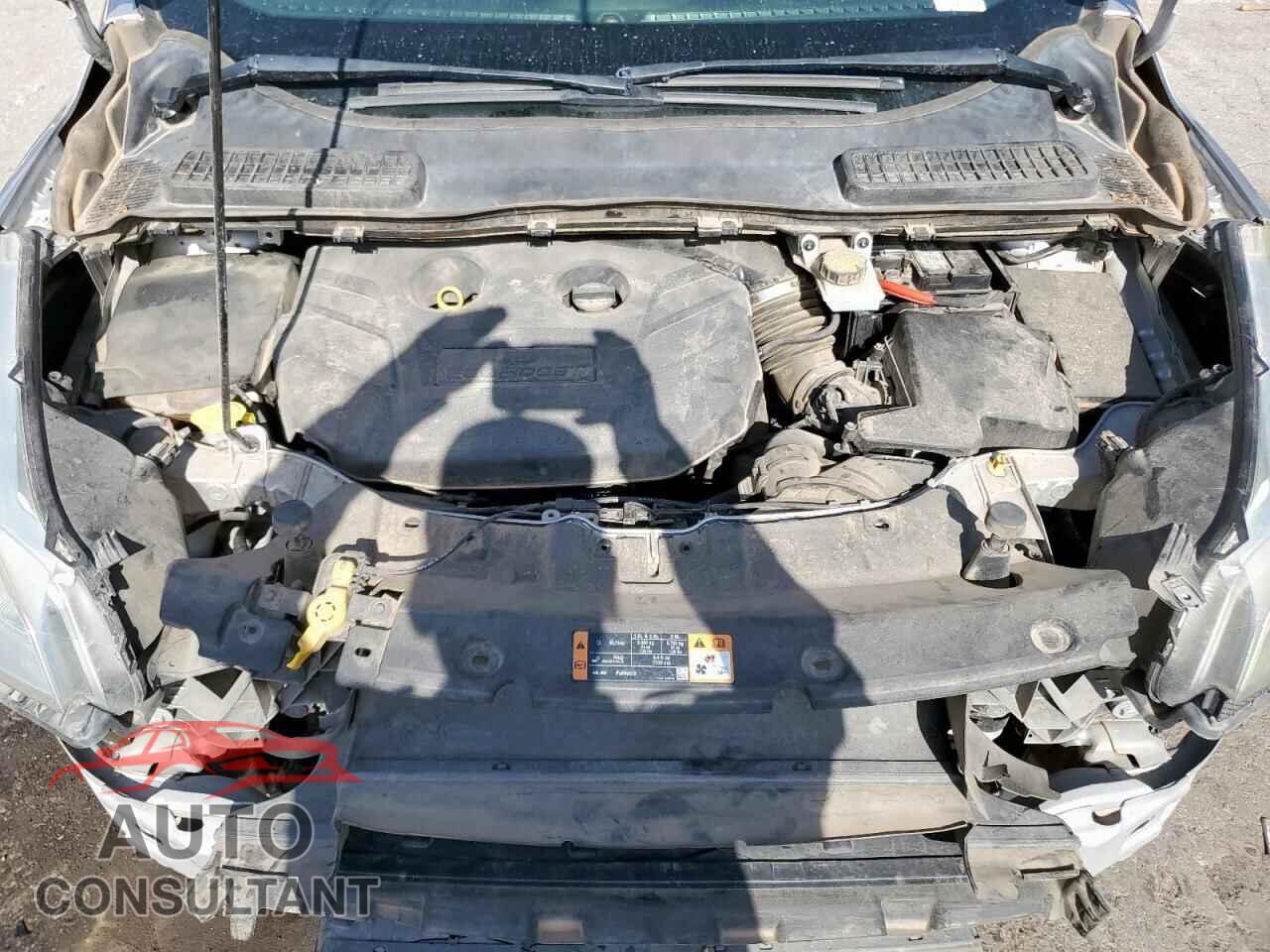 FORD ESCAPE 2016 - 1FMCU0J96GUC23740