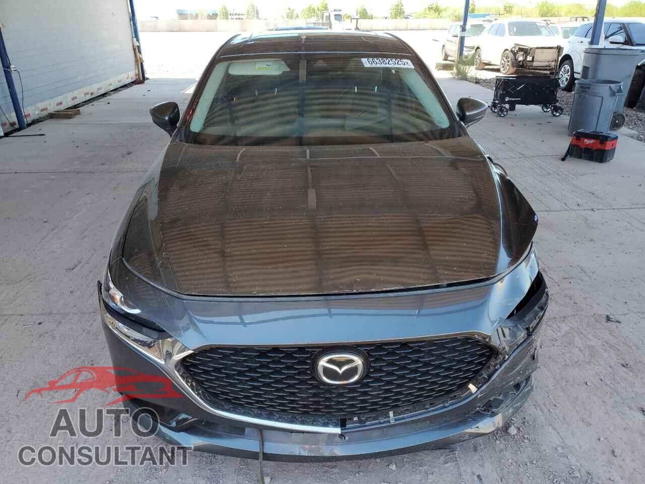 MAZDA 3 2023 - 3MZBPACM3PM350171