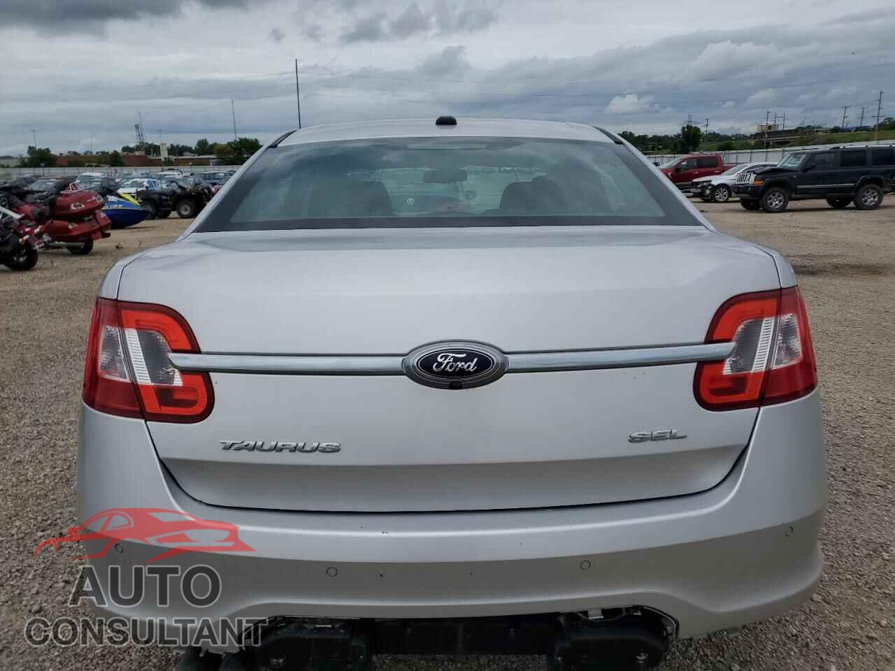 FORD TAURUS 2012 - 1FAHP2EW8CG108794