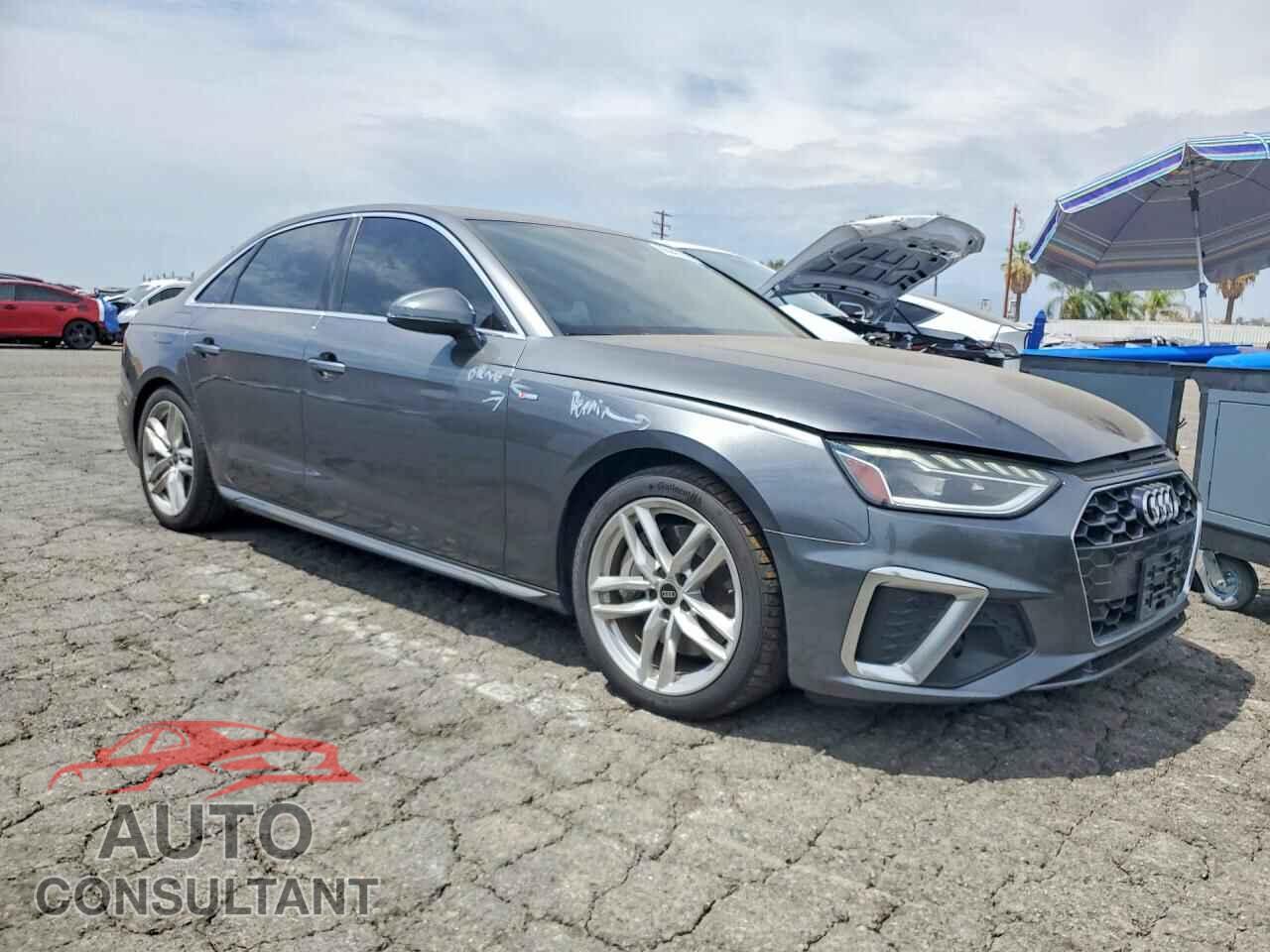 AUDI A4 2023 - WAUDAAF49PN021454