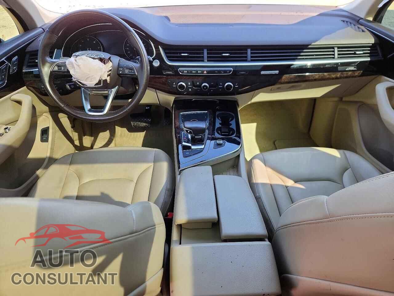 AUDI Q7 2019 - WA1AAAF74KD032659