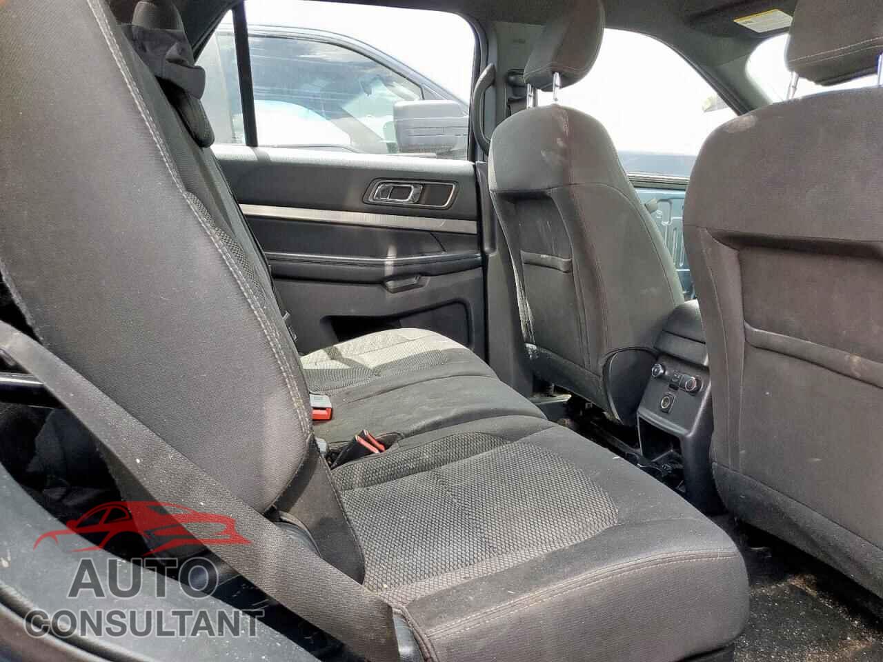 FORD EXPLORER 2018 - 1FM5K7D87JGB97195