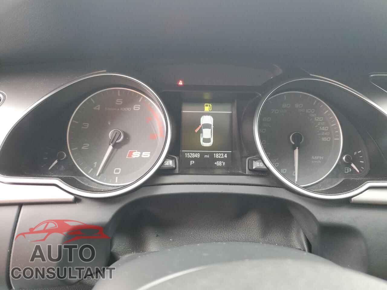 AUDI S5/RS5 2013 - WAUCGAFR8DA001608
