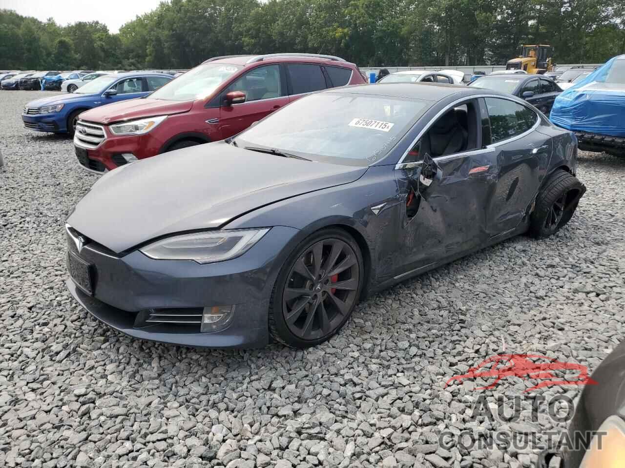 TESLA MODEL S 2019 - 5YJSA1E40KF335528