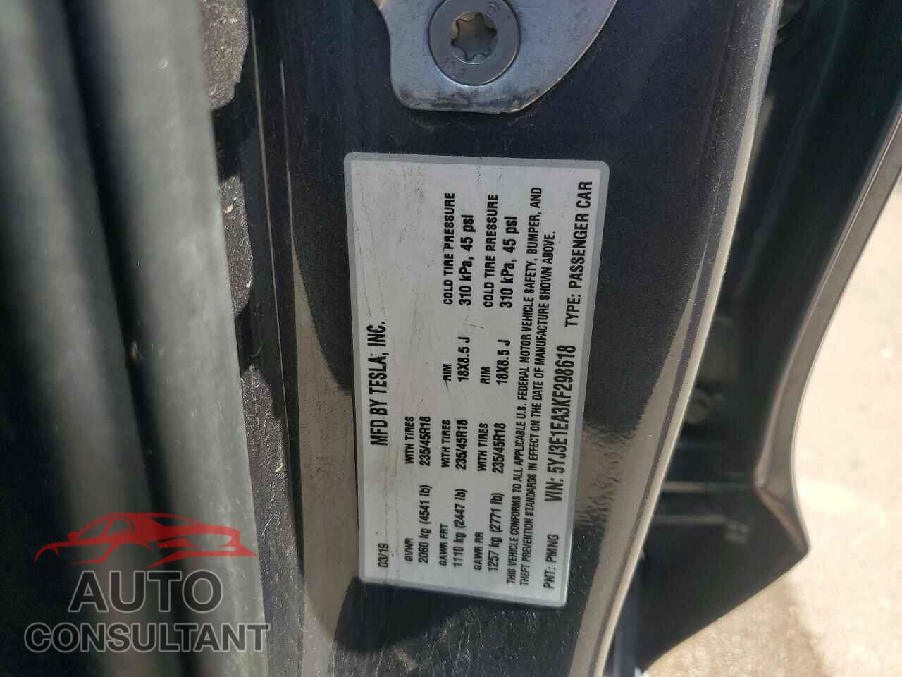 TESLA MODEL 3 2019 - 5YJ3E1EA3KF298618