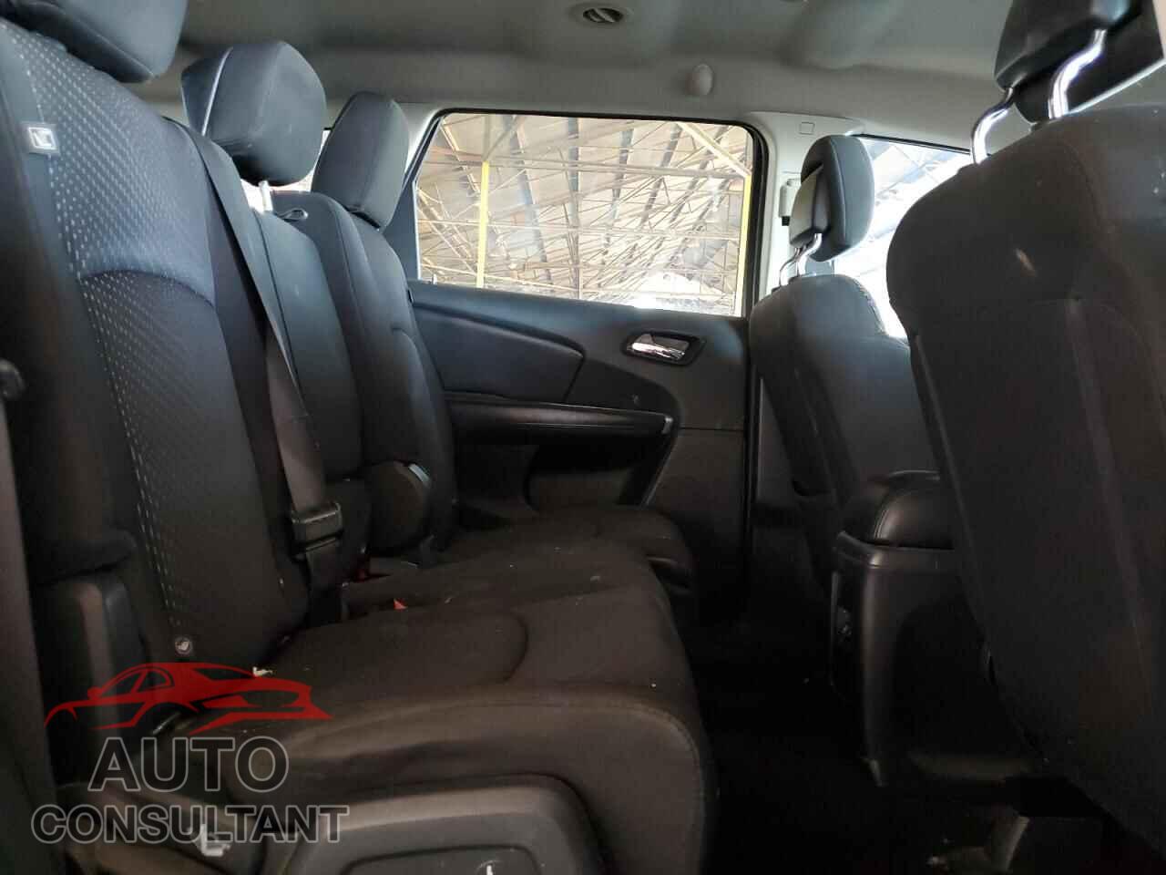 DODGE JOURNEY 2017 - 3C4PDCABXHT525456