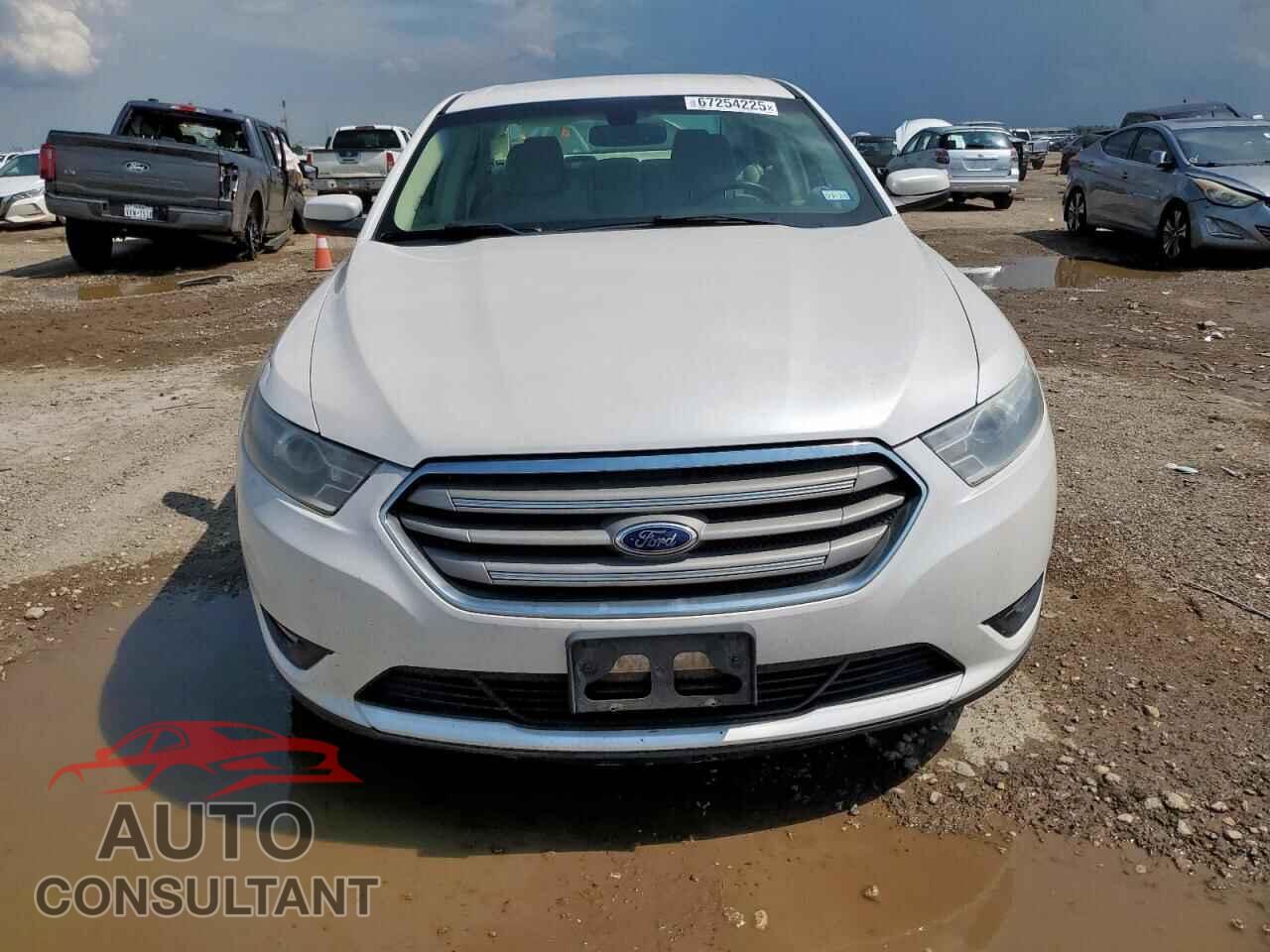 FORD TAURUS 2014 - 1FAHP2E86EG137439