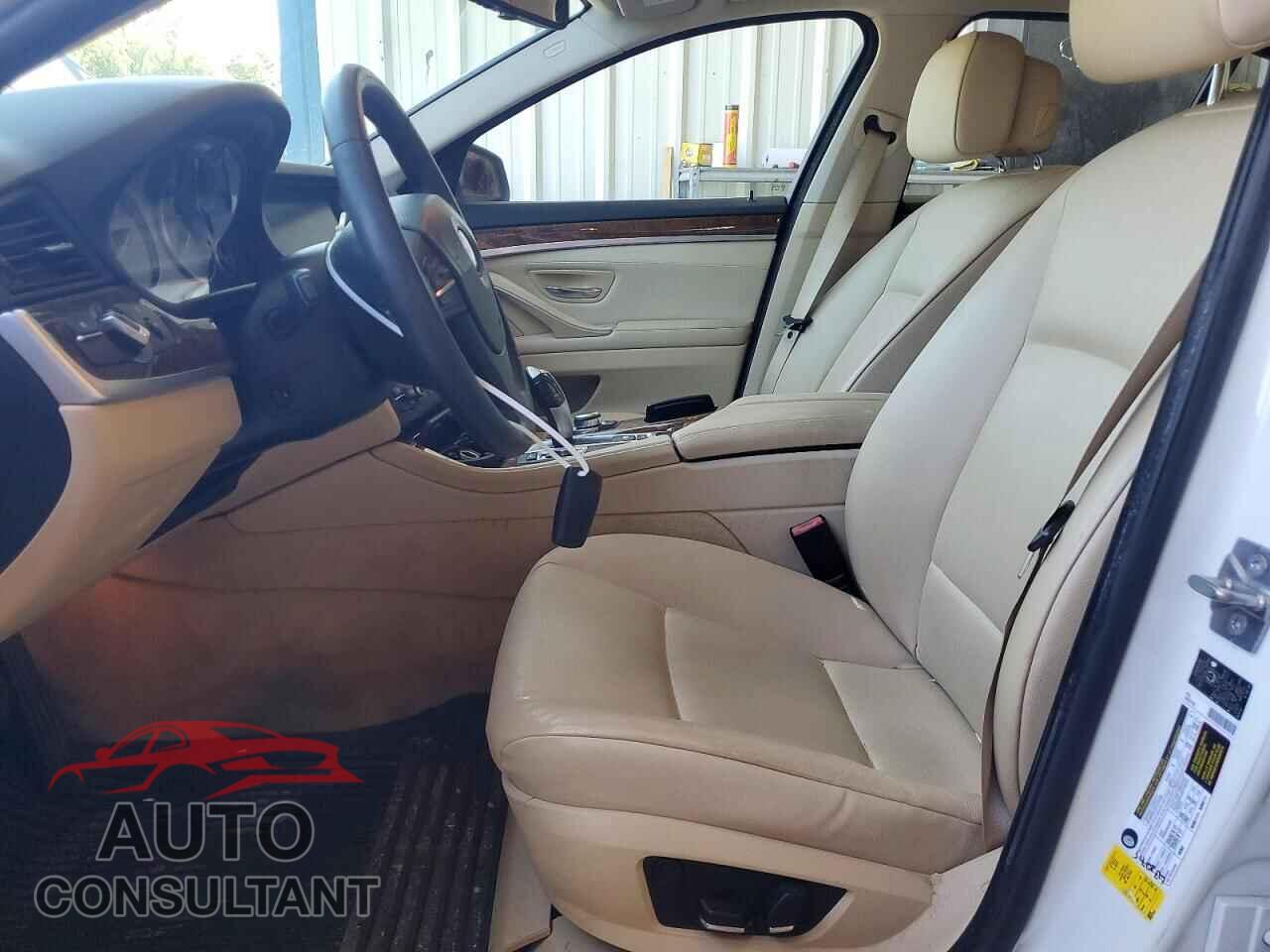 BMW 5 SERIES 2012 - WBAXG5C52CDX04886