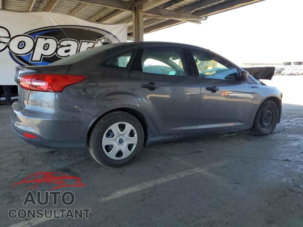 FORD FOCUS 2017 - 1FADP3E28HL255231