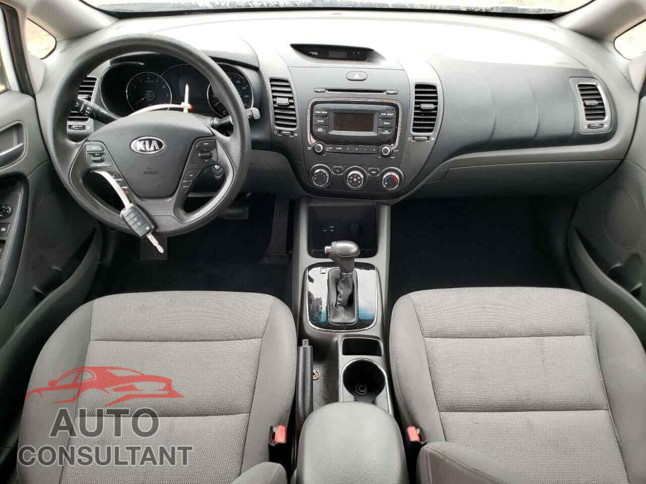 KIA FORTE 2017 - 3KPFK4A76HE108360